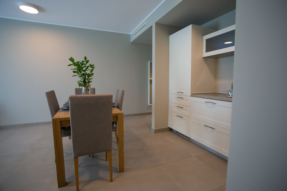 Junior Suite, City View photo 3