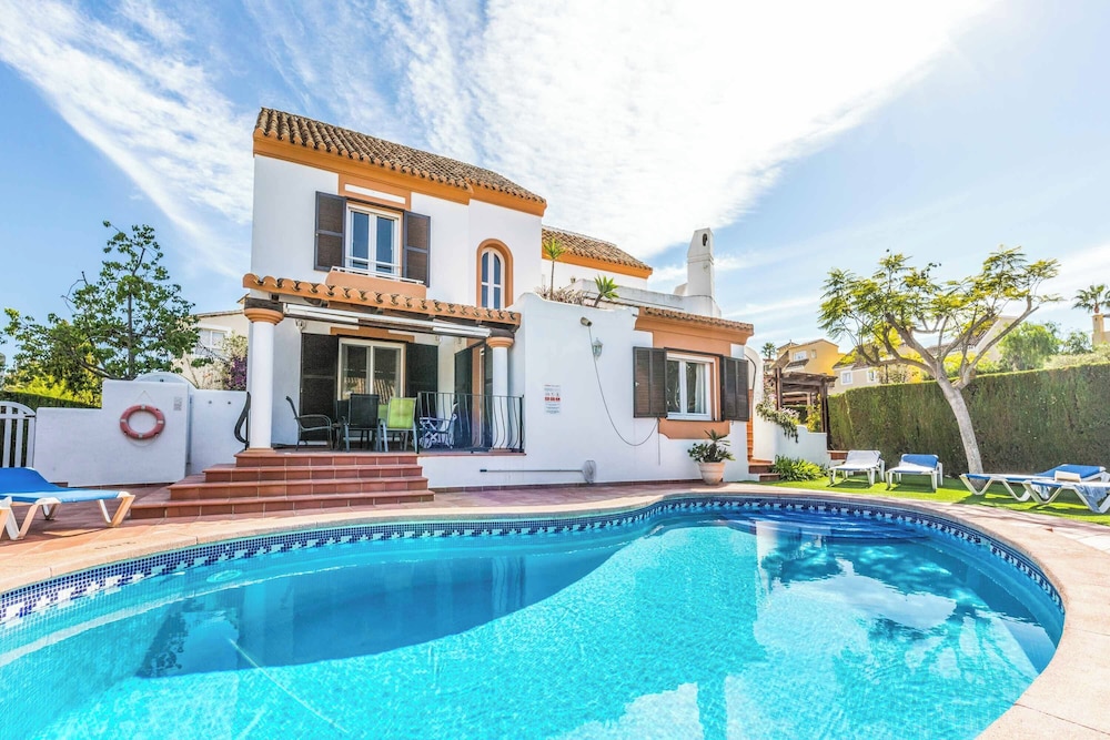 Villa (4 Habitaciones)