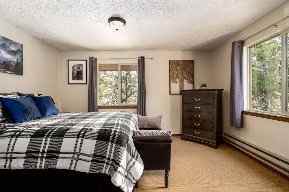 Townhome photo 2