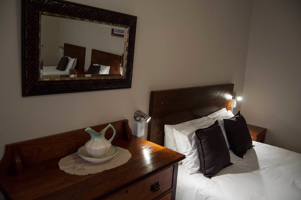 Deluxe Family Suite photo 3
