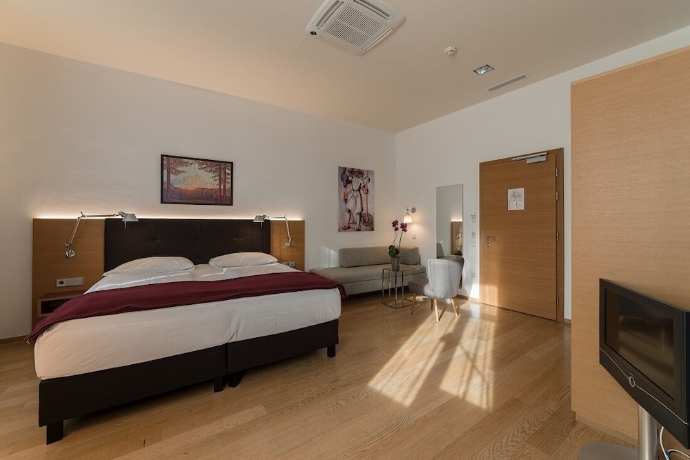 Superior Double Room - Photo 1