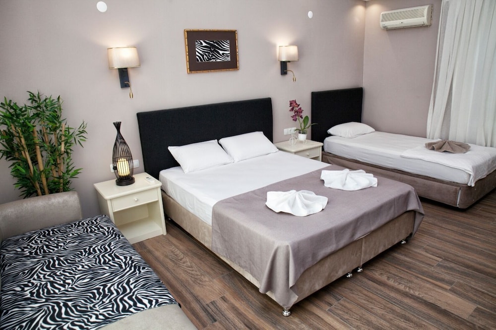 Comfort Triple Room photo 1