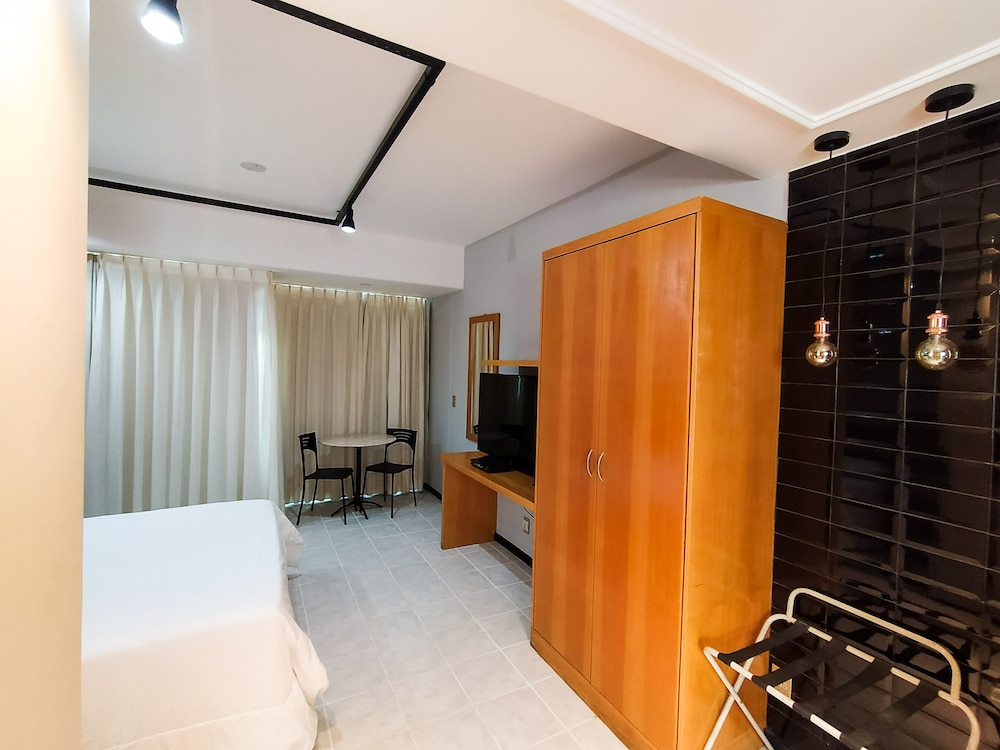 Premium Double or Twin Room - Photo 2