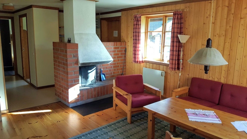 Cabin (Sheets, towels, cleaning not included) photo 3