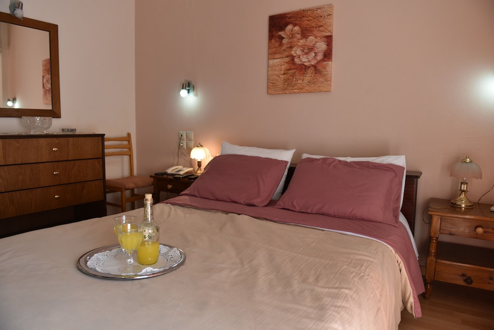 Family Apartment, 2 Bedrooms photo 1