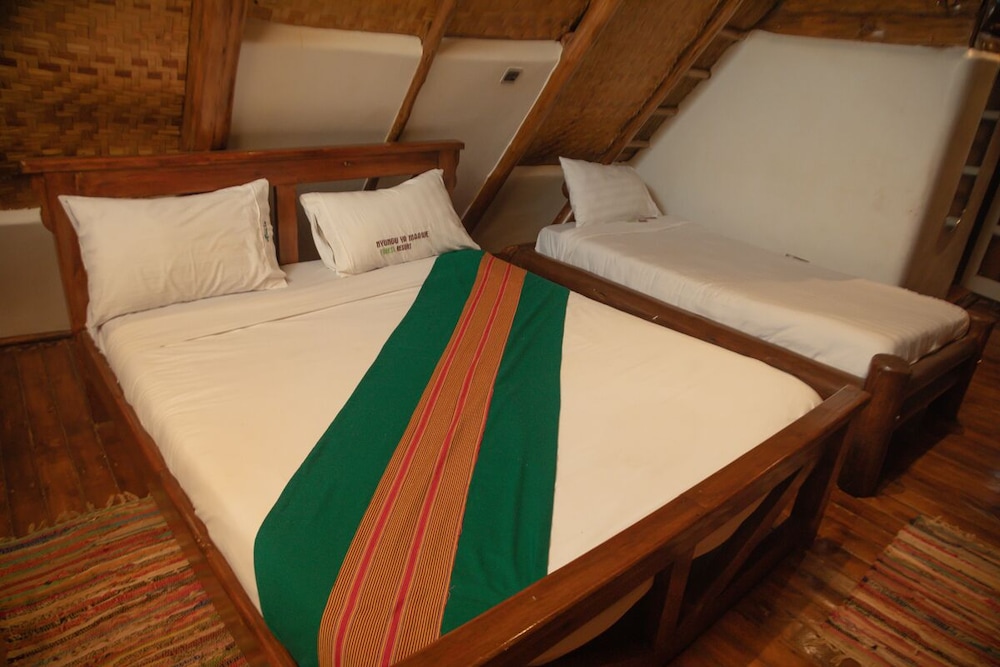 Deluxe Triple Room, Multiple Beds, Non Smoking, Garden View photo 2