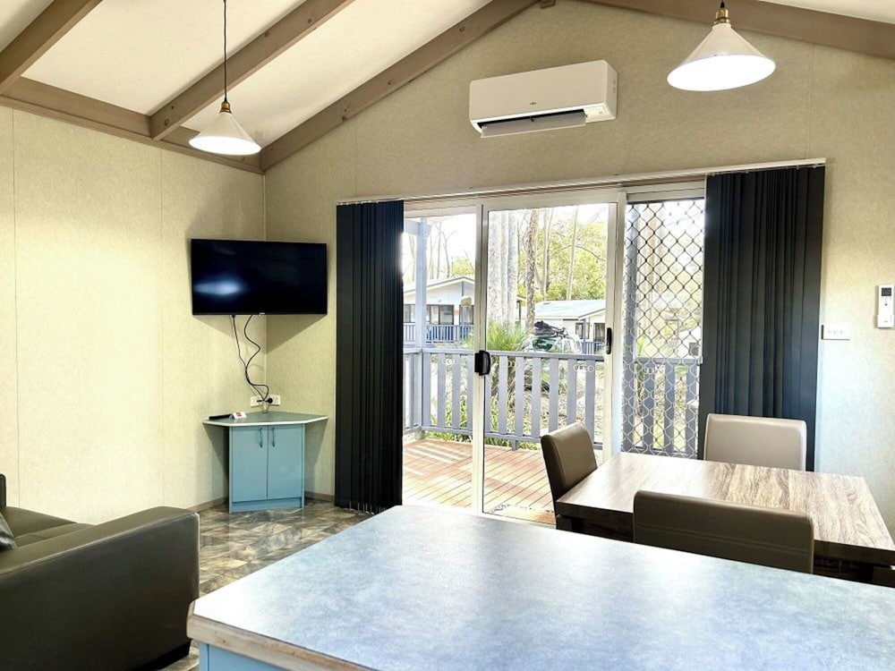 Standard Cabin - Sleeps 4 - Photo 3