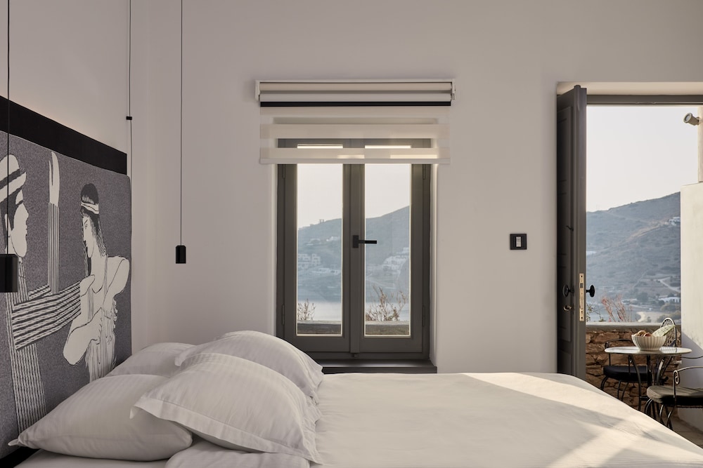 Suite, 2 Bedrooms, Sea View (Adjoining Suites) photo 1