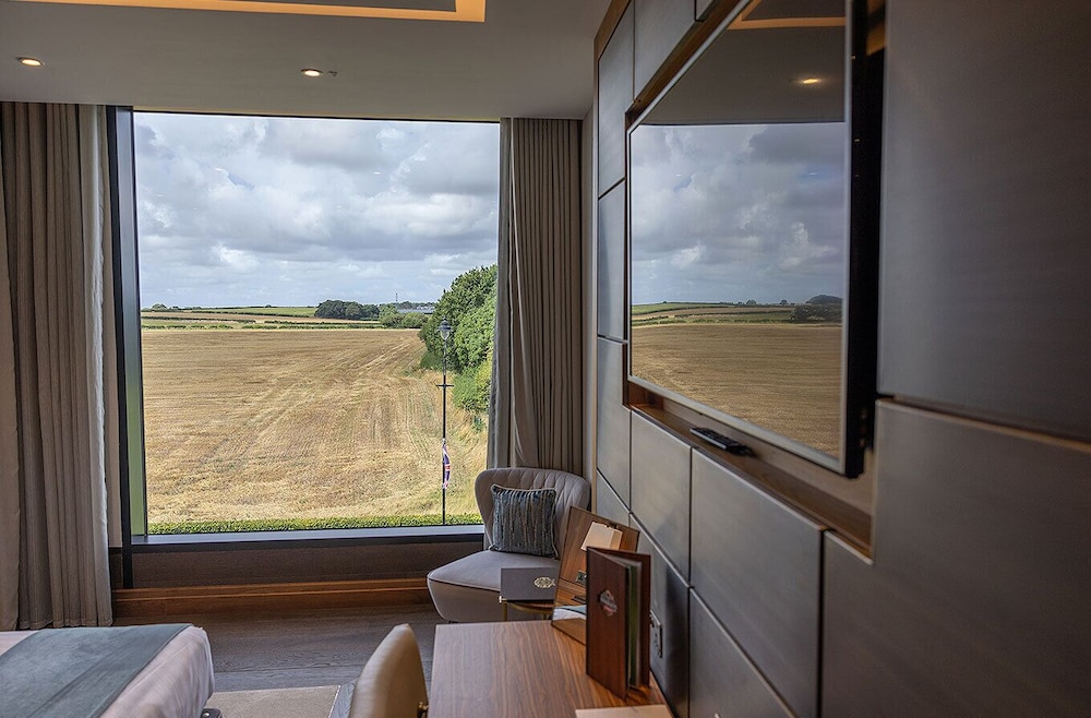 Standard Double or Twin Country View - Photo 5