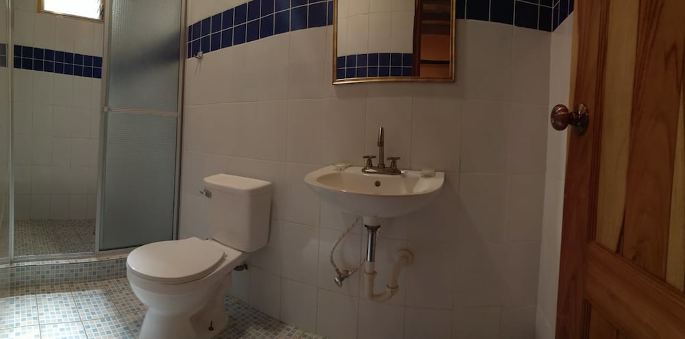 Deluxe Suite, Multiple Beds, Non Smoking photo 2
