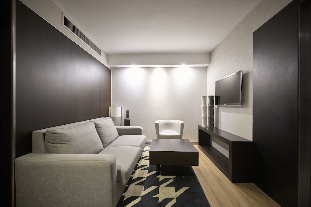 Junior Suite (Single Use) photo 2
