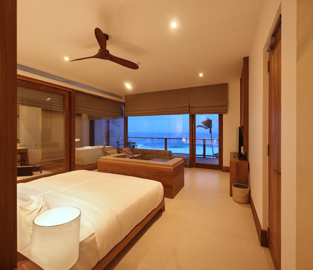 Design Suite, Balcony, Ocean View photo 3