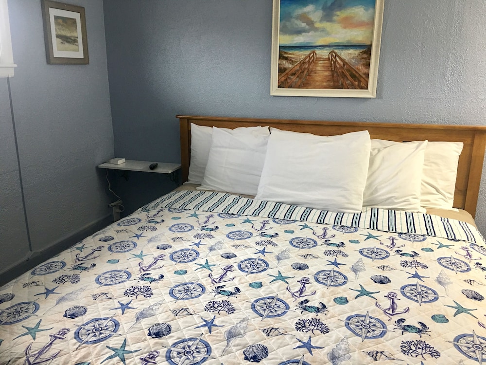 Deluxe Suite, 1 King Bed with Sofa bed, Non Smoking photo 1