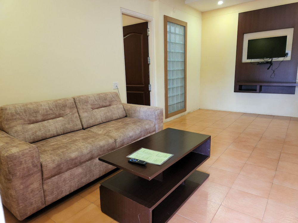 Flora Suite photo 2