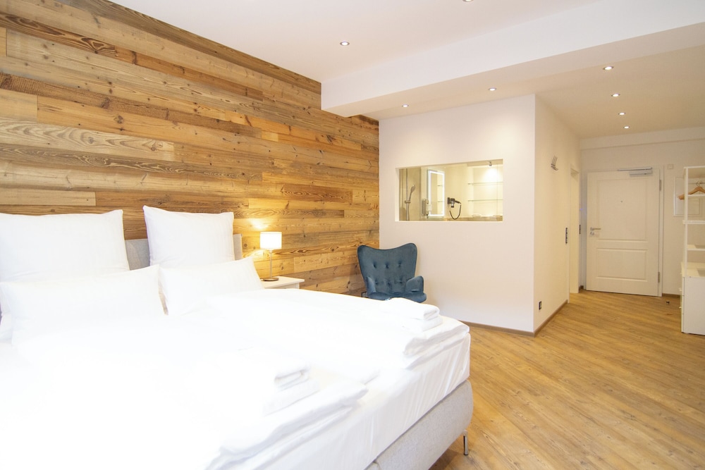 Classic Double Room, Annex Building