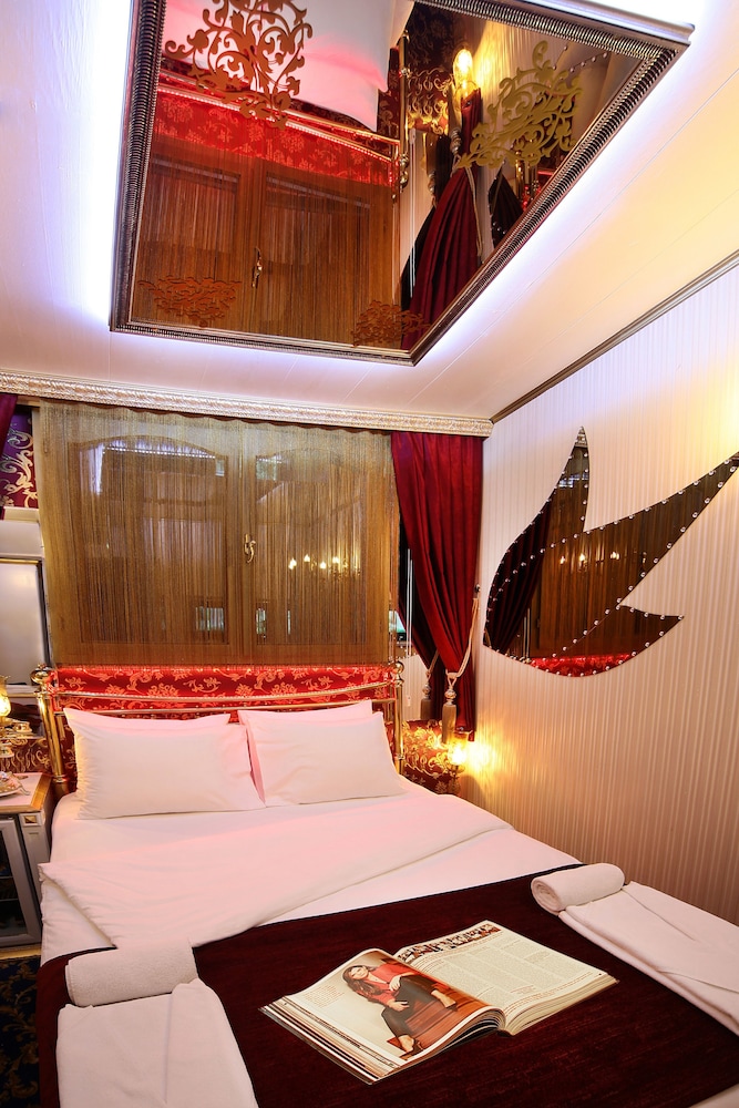 Economy Double Room Single Use photo 3