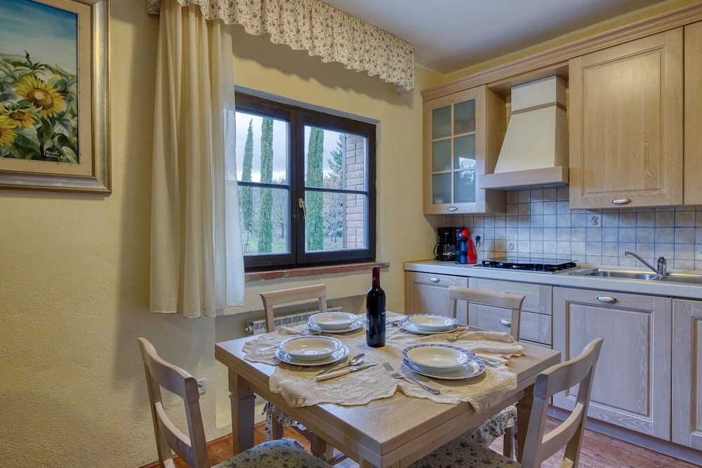 Apartment, Accessible photo 3