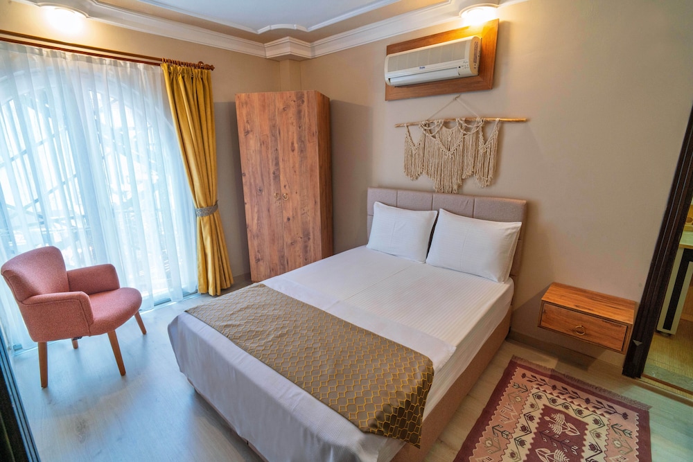 Standard Room photo 3