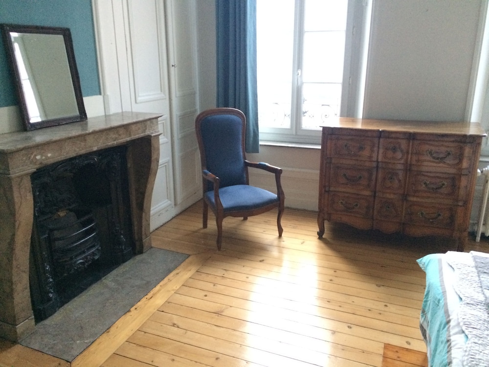 Family Room, 2 Bedrooms, Jetted Tub