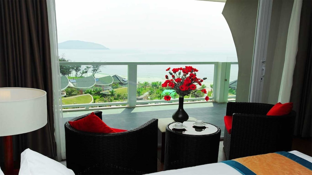 Grand Deluxe, Ocean View photo 2