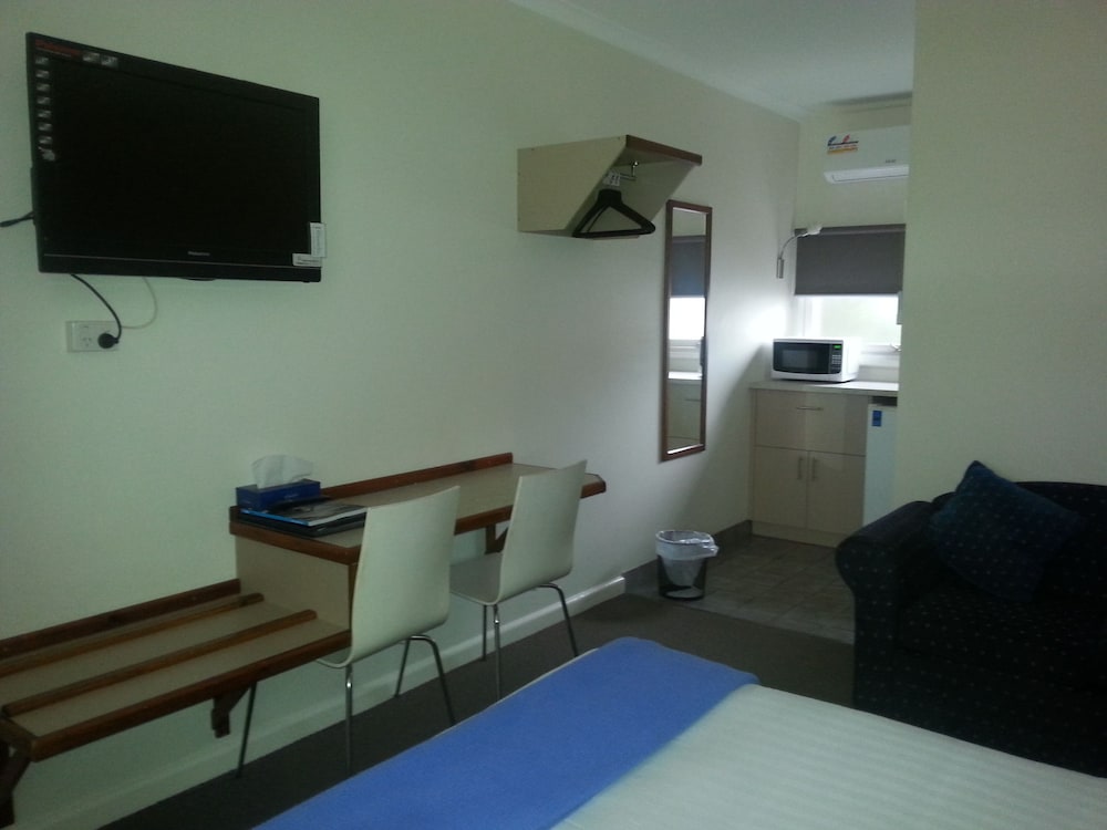 Standard Room, Non Smoking (Queen Room) photo 2