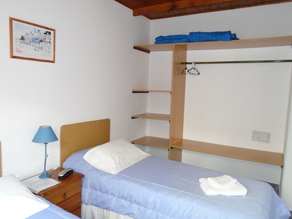 Standard Twin Room photo 3