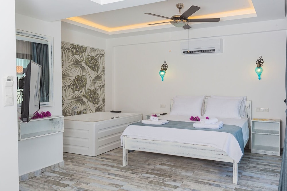 Superior Room With Jacuzzi