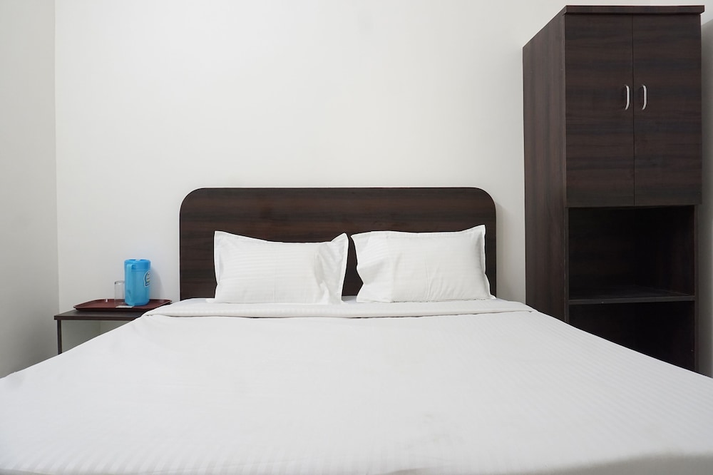 Deluxe Room - Photo 2