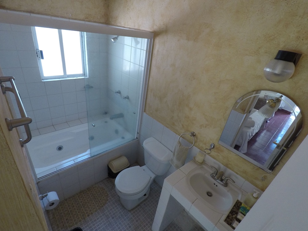 Double Room, 2 Double Beds, Bathtub photo 2