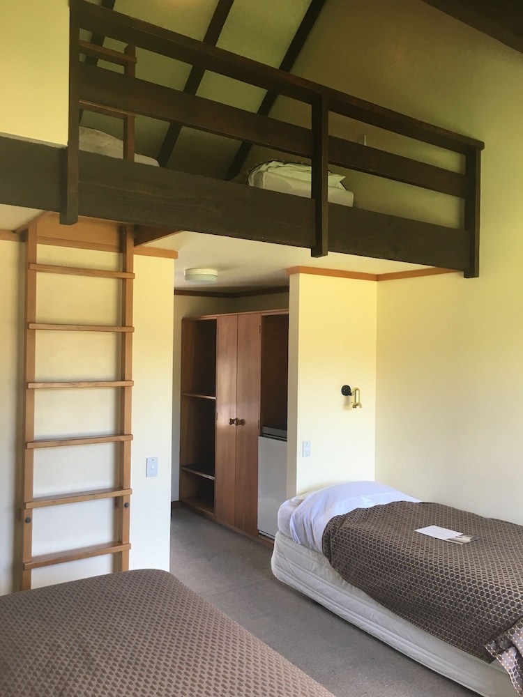 Family Room - Photo 2