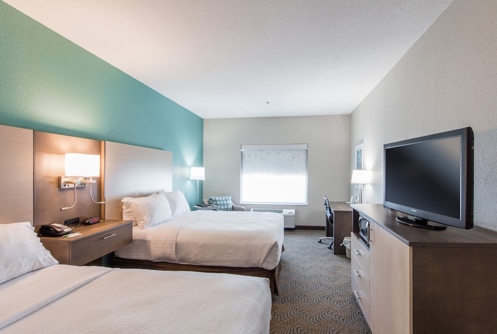 Suite, 2 Queen Beds (Additional Living Area) - Photo 3