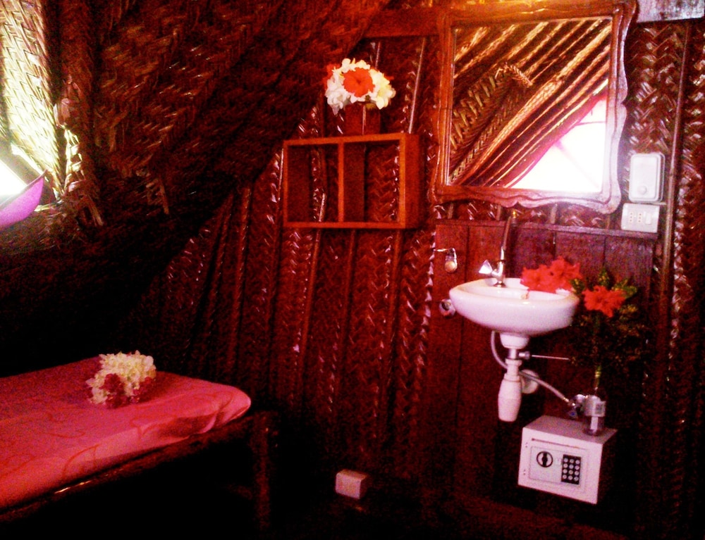 Economy Penthouse, 2 Bedrooms (Private Exterior Bathroom)