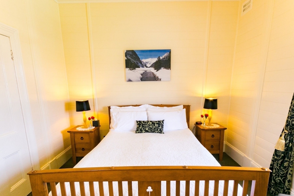Standard Double Room, 1 Queen Bed, Non Smoking photo 3