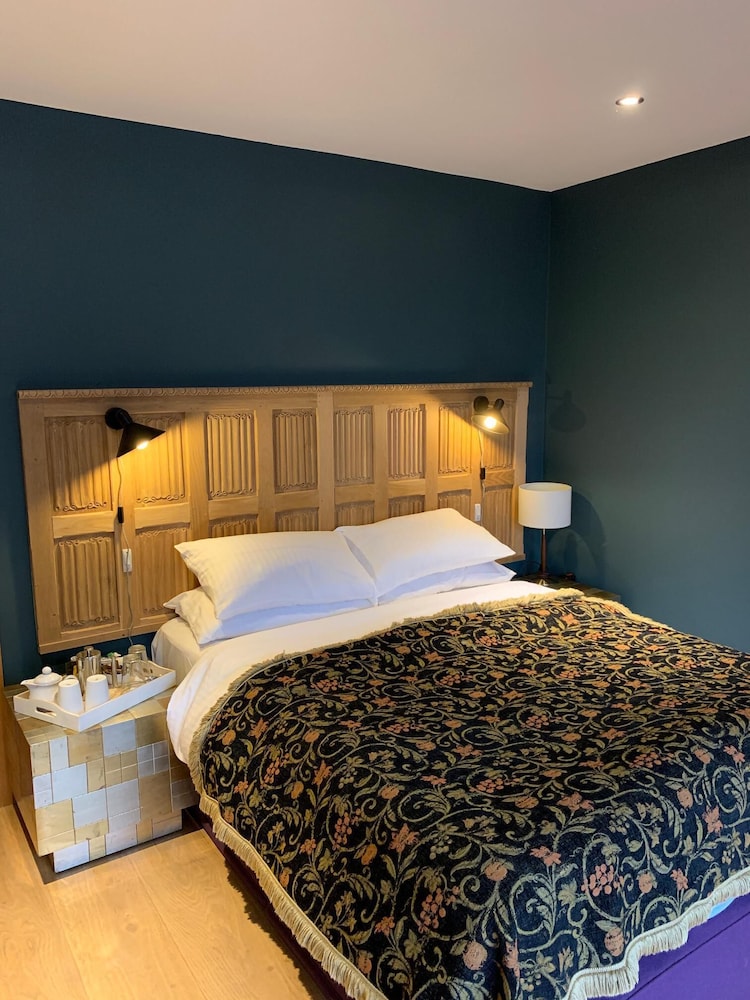 Standard Double Room, Ensuite (Cosy)