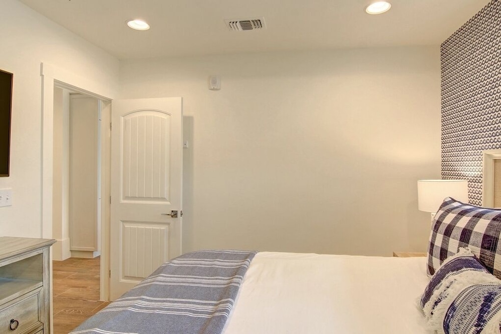 Villa (4 Bedrooms)