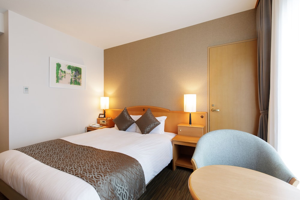 Superior Twin Room with Extra Bed, Non Smoking (6 Occupancies) - Photo 2