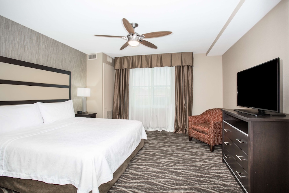 Suite, 2 Bedrooms, Non Smoking (2 King Beds) - Photo 3