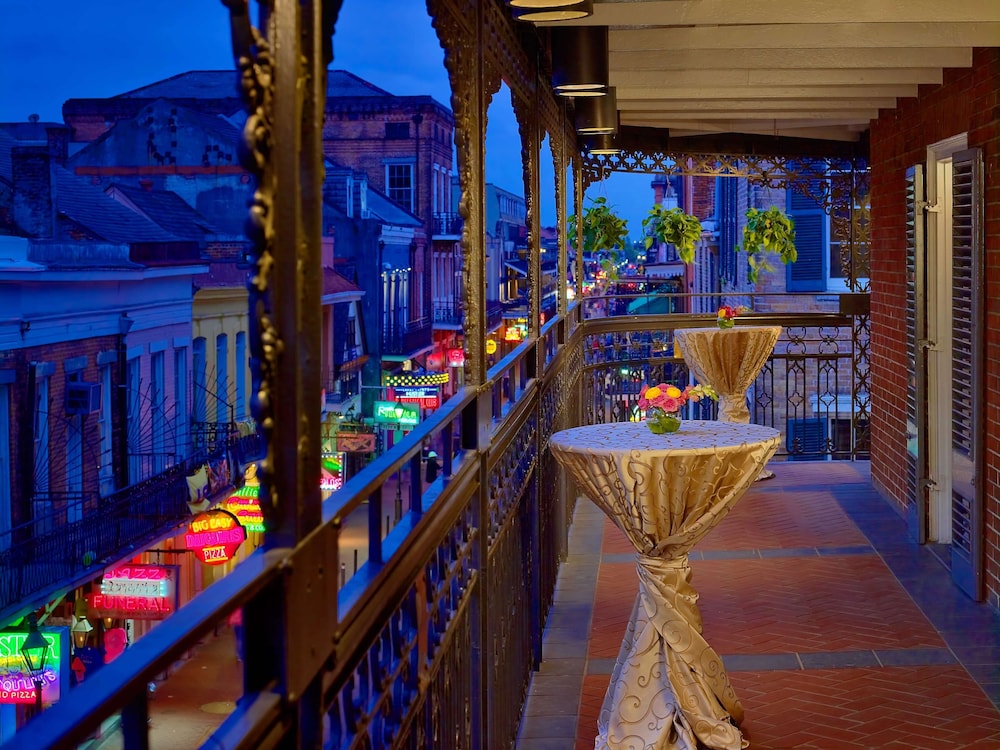 Suite, 1 Bedroom, Balcony (Bourbon Furnished)