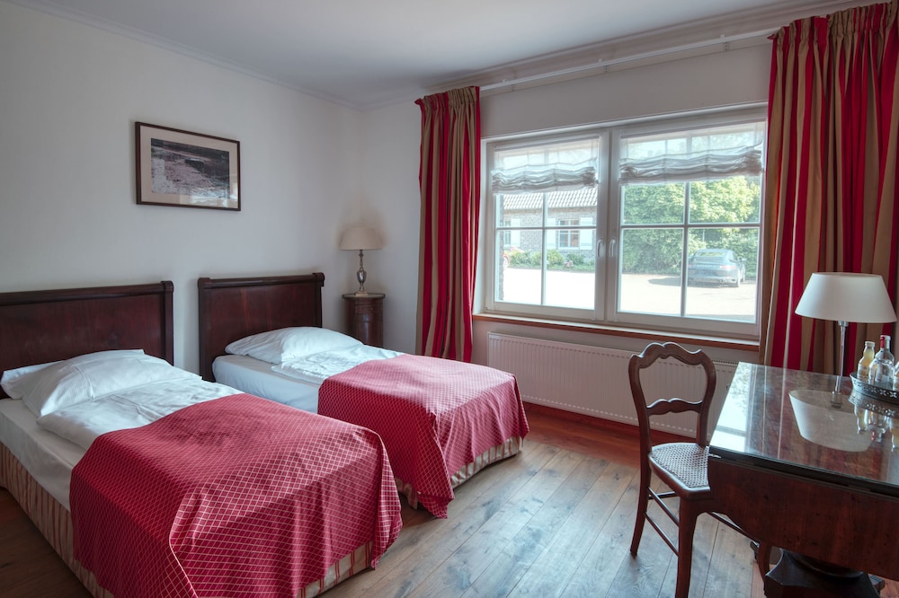 Traditional Twin Room