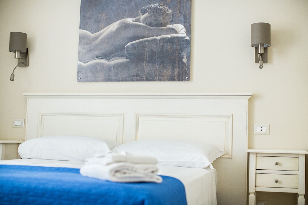 Double Room, Annex Building (Colosseum Charme) thumbnail 5
