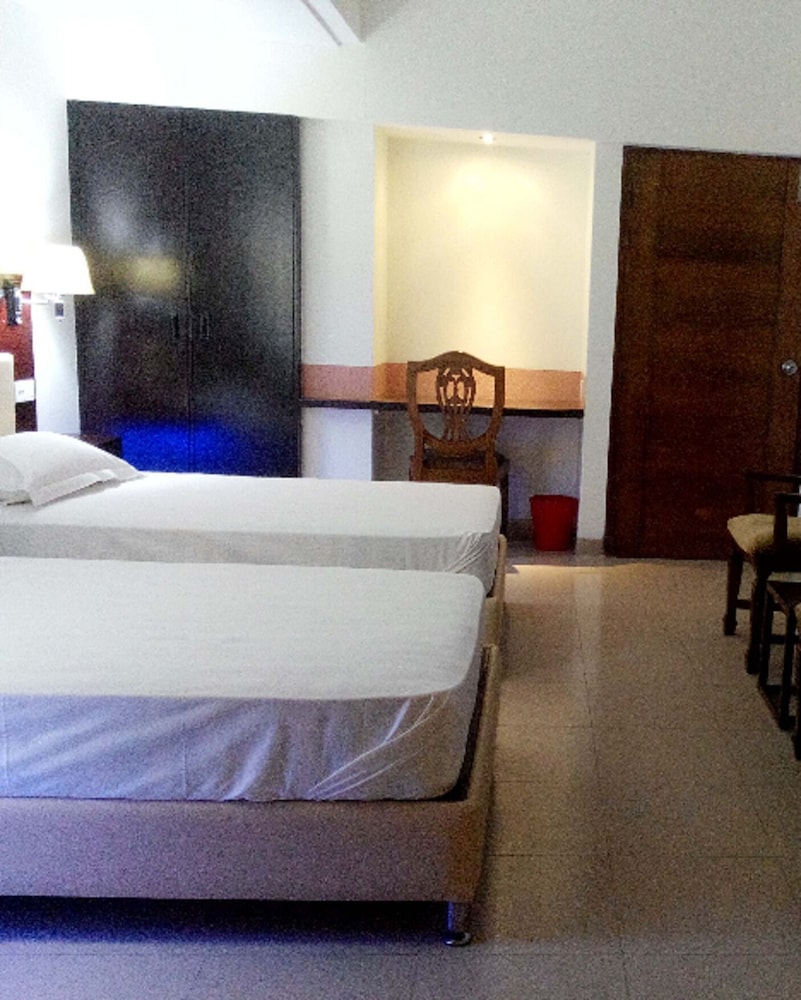 Deluxe Twin Room photo 3