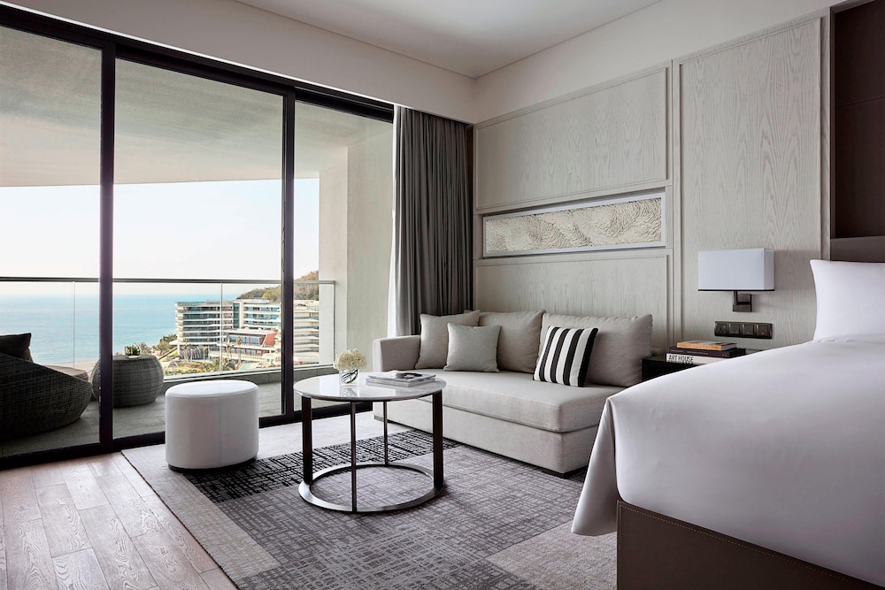Room, 2 Double Beds, Ocean View