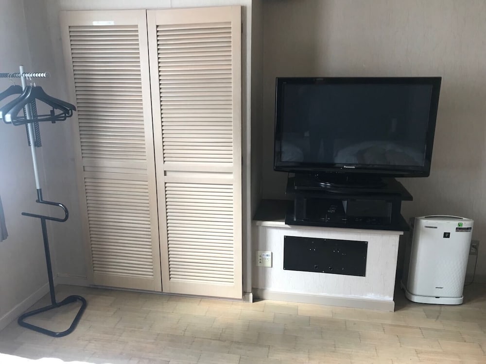 Twin Room - Photo 6