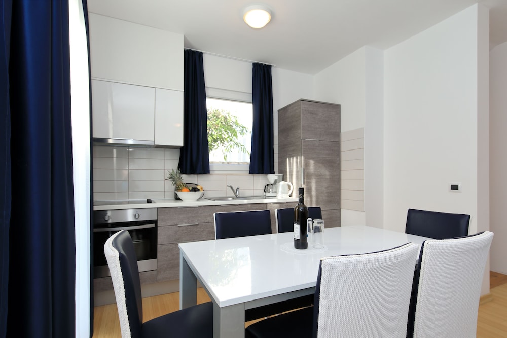 Premium Apartment, 2 Bedrooms, Terrace photo 2