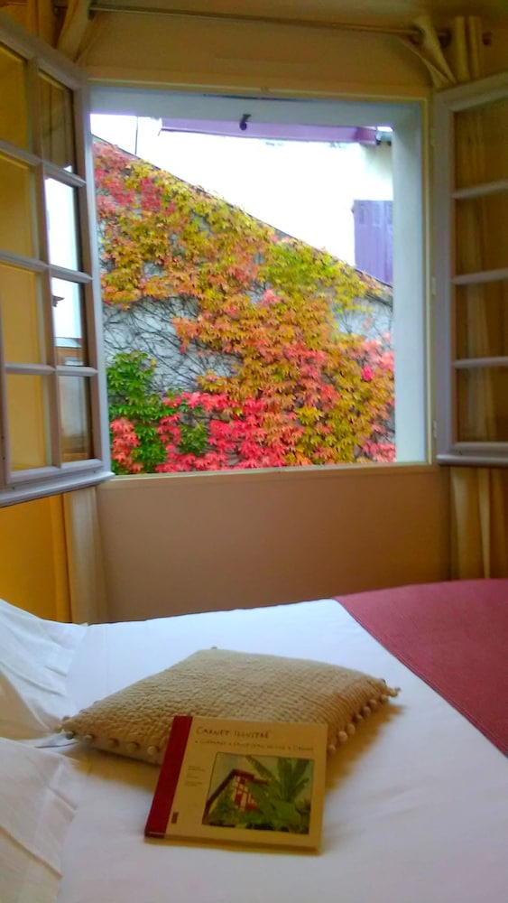 Comfort Double Room, Courtyard View photo 3