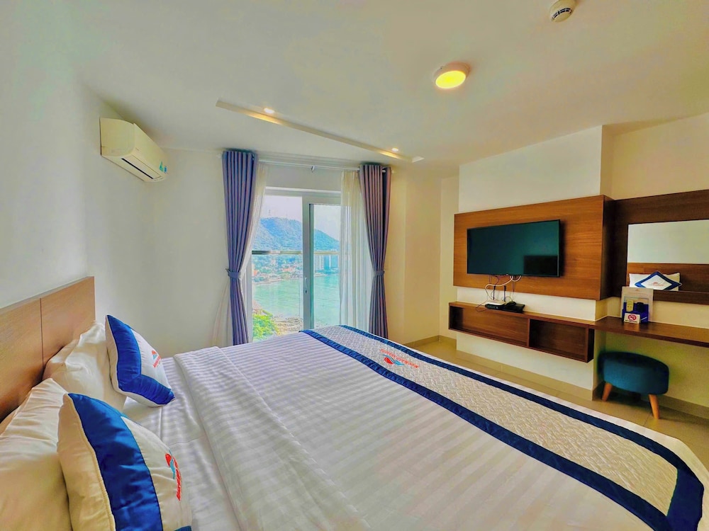 Deluxe Double Room, Balcony, Sea View