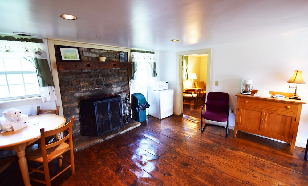 Pete's House - Photo 13