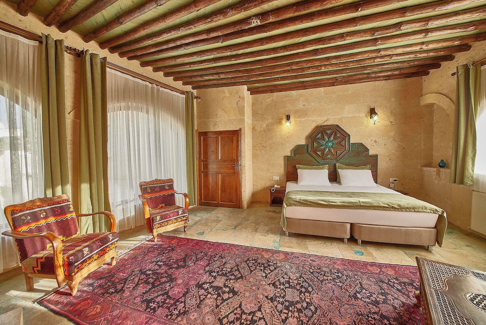 Royal Suite, Valley View