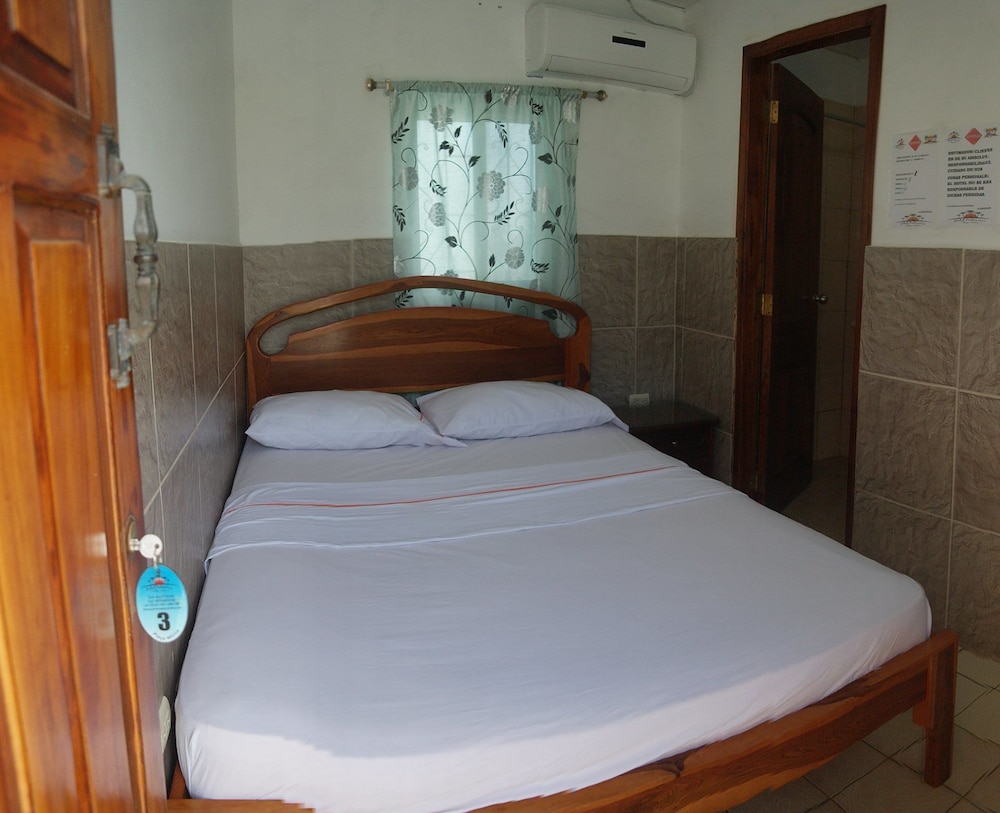 Junior Room, Private Bathroom, Poolside photo 1