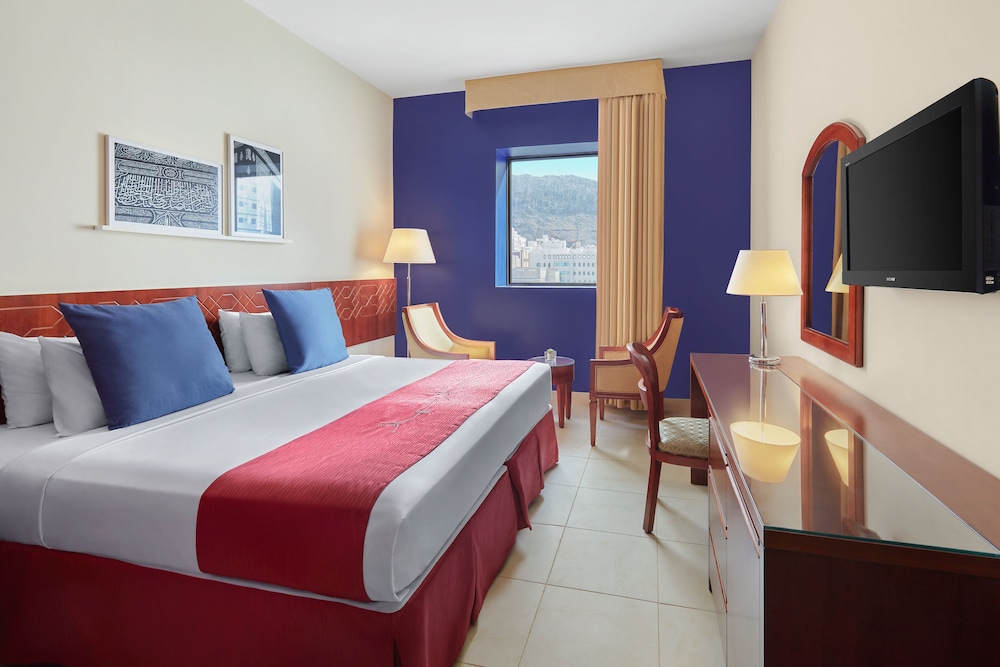 Standard Suite - Photo 3